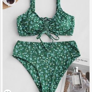 NWOT Zaful Green floral high waisted bathing suit, M